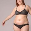 Sujetador talla grande y braga bikini, de Maripuri Tijeritas frontal