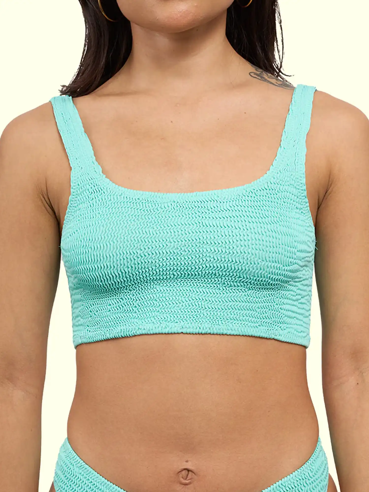 Top bikini verde mint, de Calamoon (parte de arriba) 01