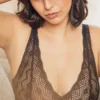 Bralette encaje negro Dawa de Olly lingerie 01