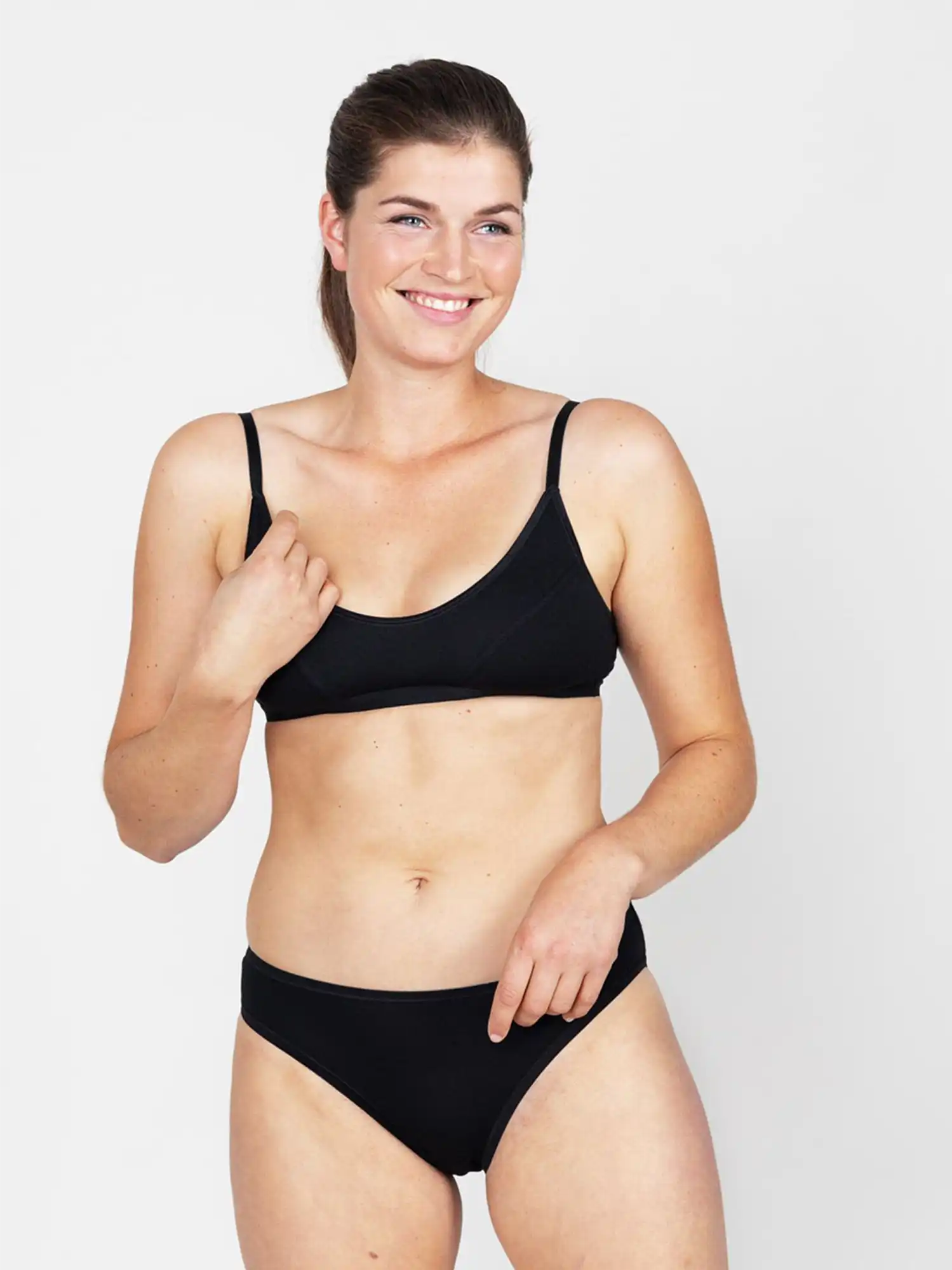 Bralette negro de Tencel Edith de Erlich Textil 01