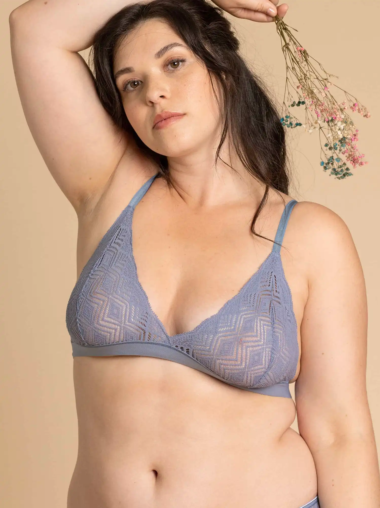Sujetador de encaje azul suave Dawa de Olly lingerie Ecometas 01