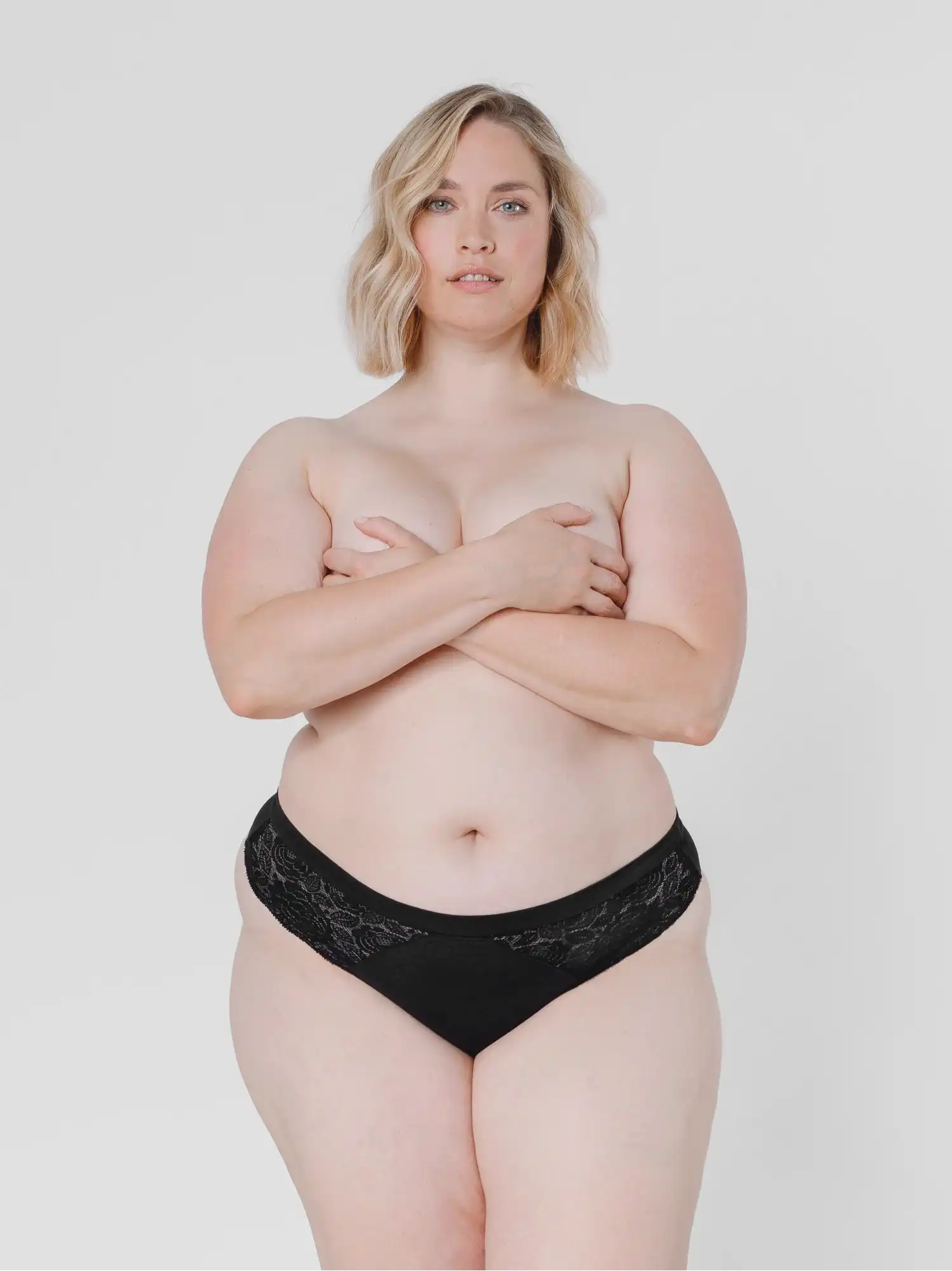 Tanga encaje negro Gertrud de Erlich Textil Ecometas 04