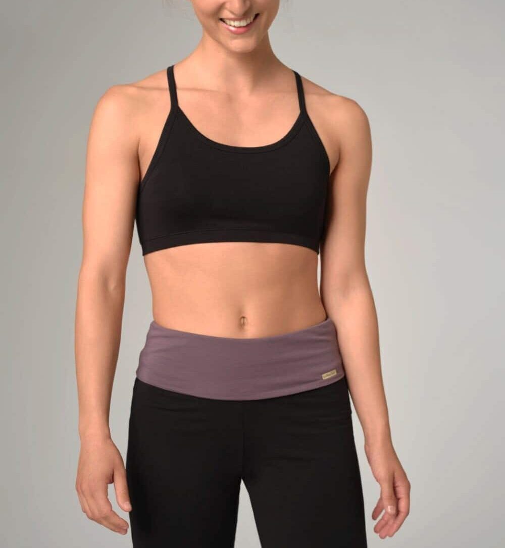 Top deportivo algodón orgánico negro, de Comazo 06