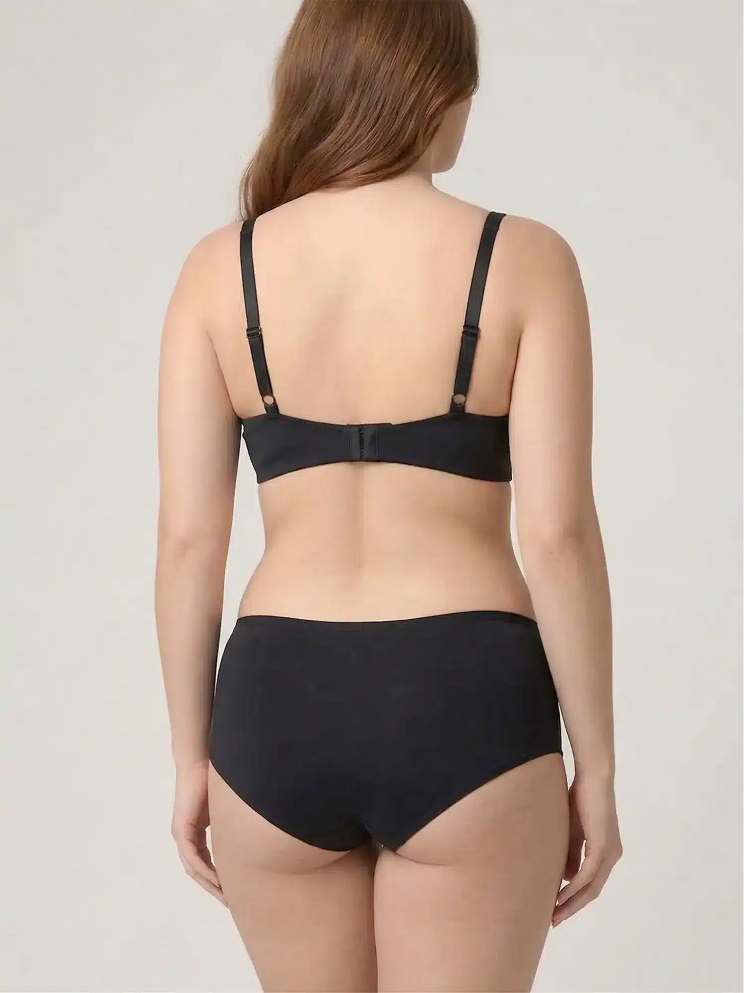 Conjunto de algodón orgánico negro, sujetador y culotte, de Comazo Earth 02