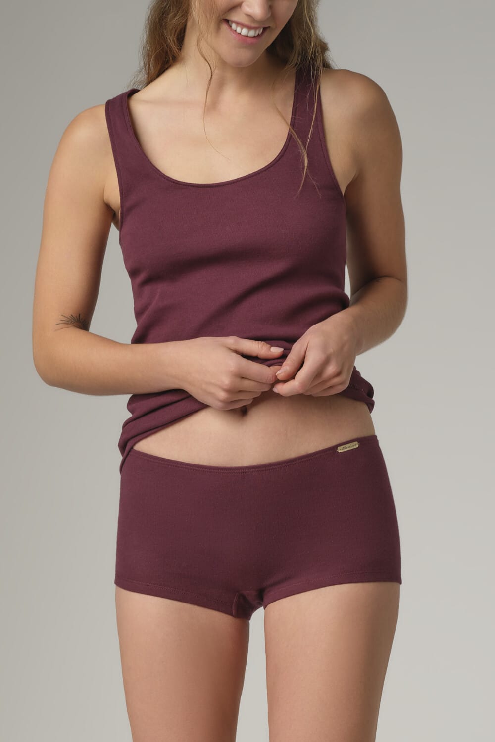 Culotte algodón orgánico 100% burdeos tipo short, de Comazo Earth 04