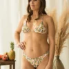 Bikini triangular estampado cactus y flores, de Sofía Natalia 01