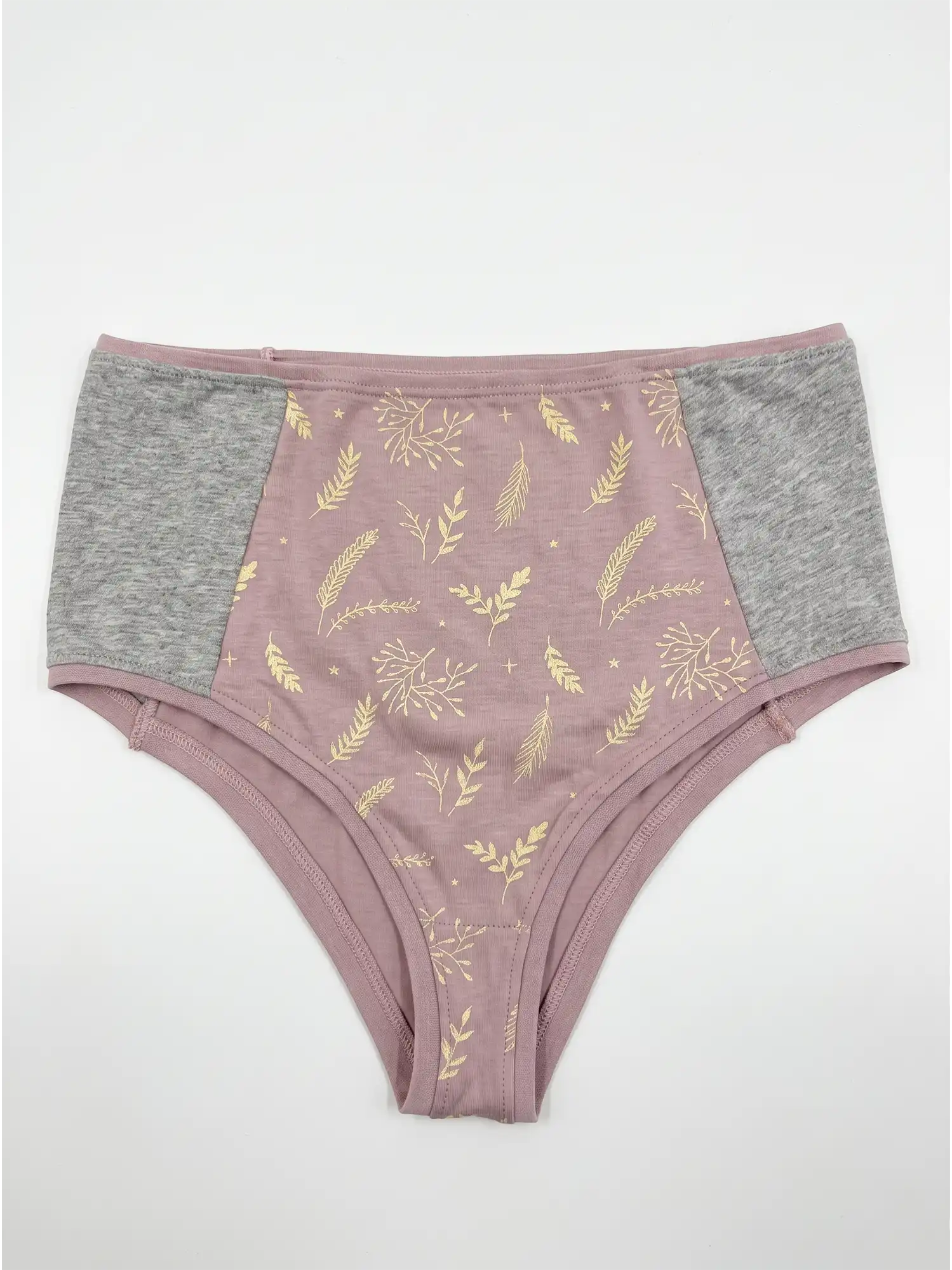 Braga alta rosa y gris de algodón orgánico estampado, de Lilah flay lay frontal