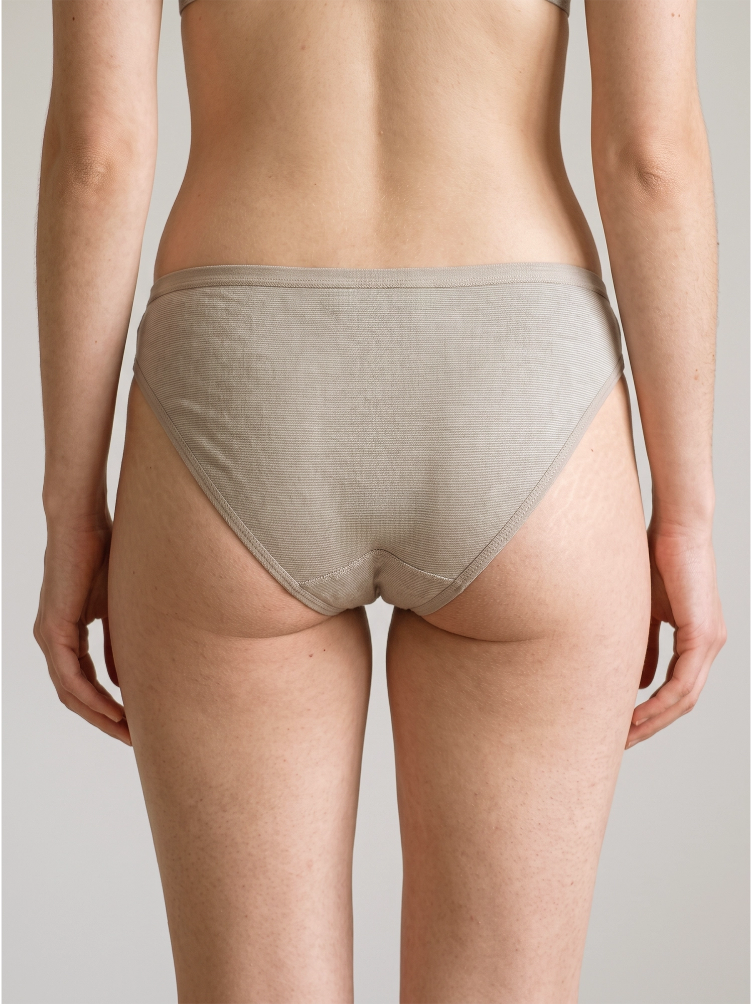Braga baja hilo de soja Venus beige, de ZD Zero Defects 02