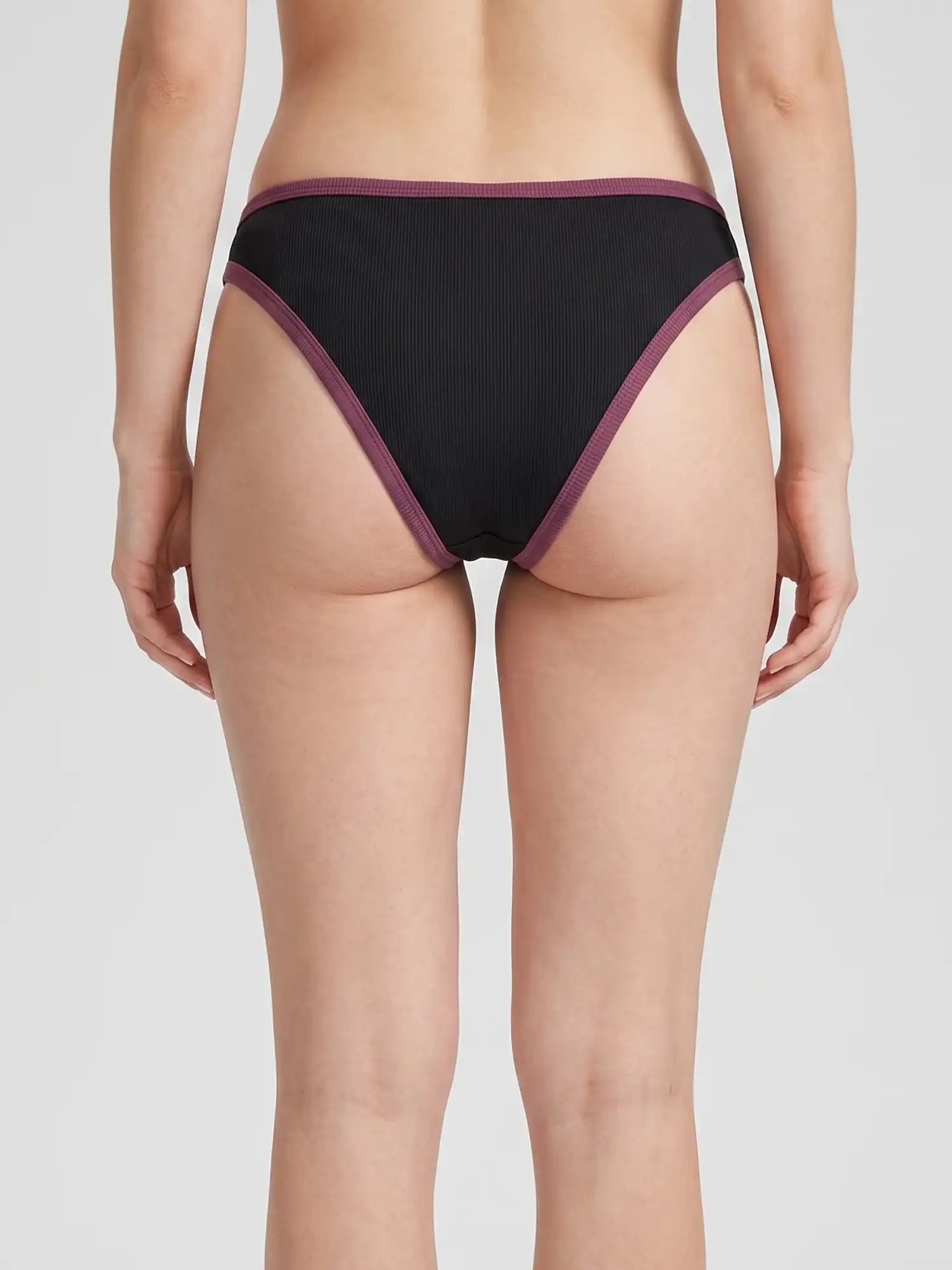 Braga brasileña burdeos y negro de algodón orgánico estampado, de Lilah espalda 02
