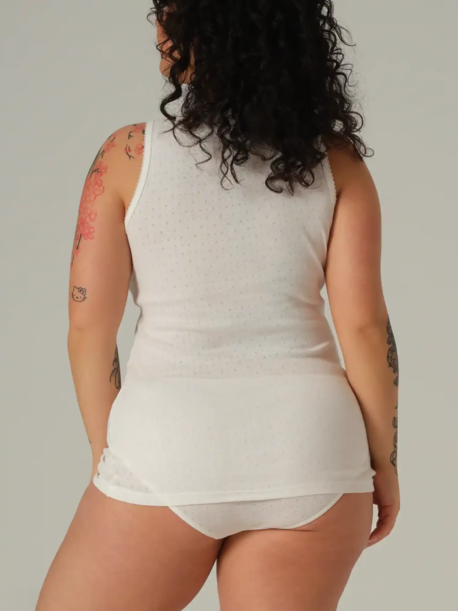Camiseta interior calada de algodón orgánico color blanco, de Comazo Earth 02