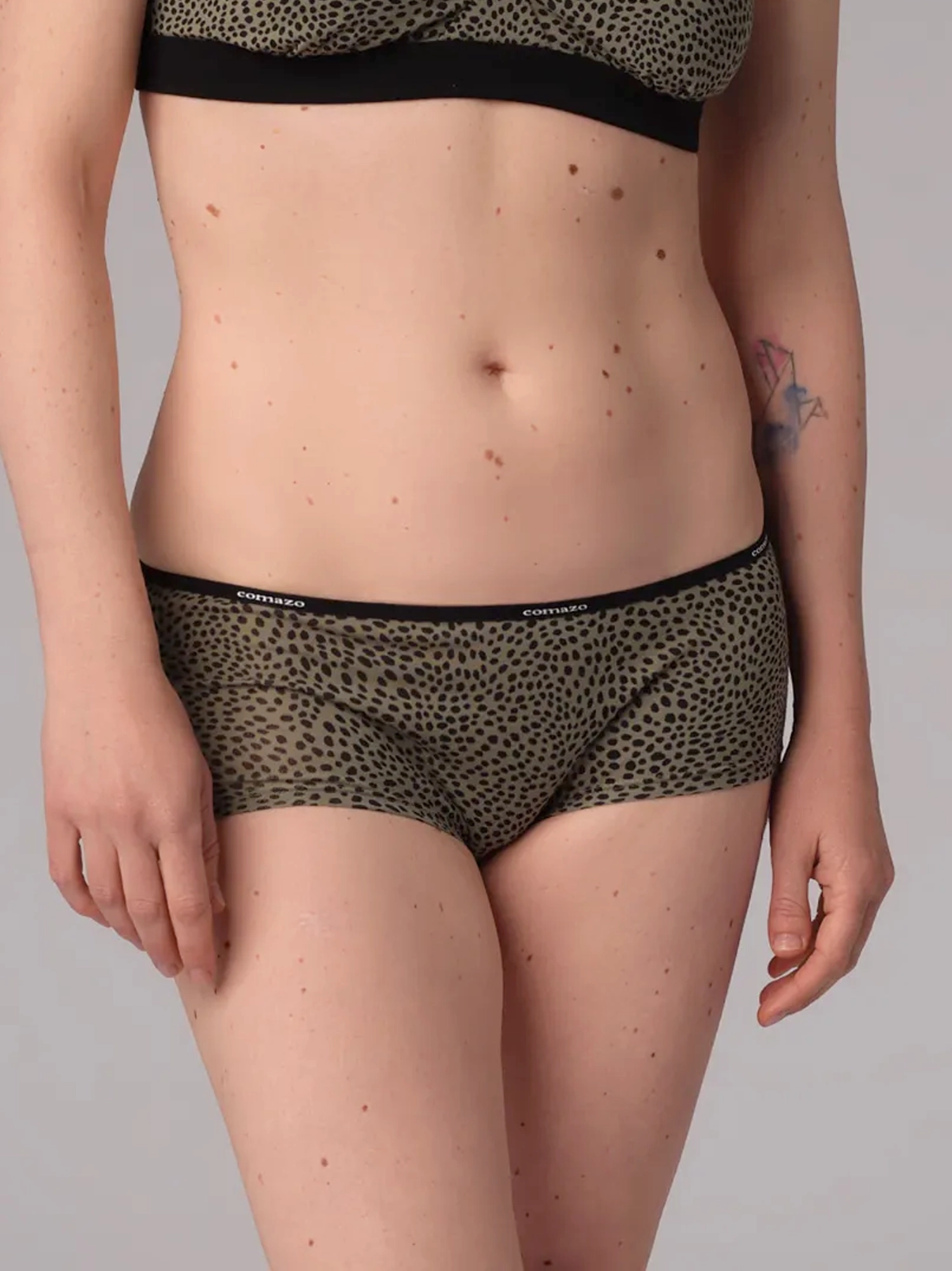 Braga culotte algodón orgánico verde oliva estampado, de Comazo Earth 01