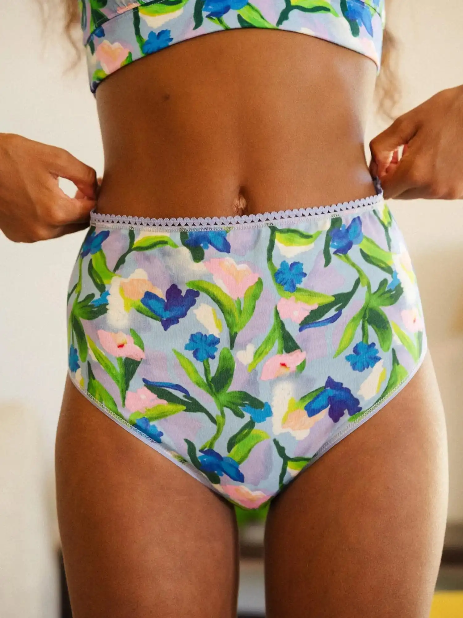 Bragas altas de algodón orgánico con estampado flores, de We Are Jolies 05